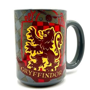Harry Potter Gryffindor House Crest Mug - Red and Gray